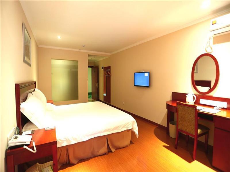 Greentree Inn Zhejiang Jiaxing Zhongan Business Hotel Exterior photo