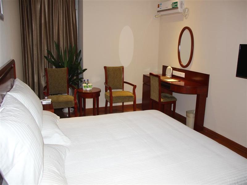 Greentree Inn Zhejiang Jiaxing Zhongan Business Hotel Room photo