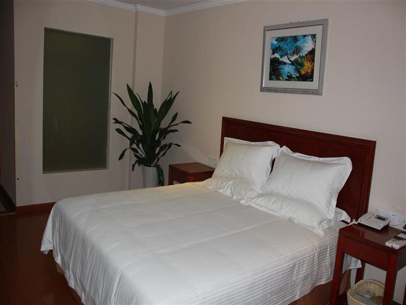 Greentree Inn Zhejiang Jiaxing Zhongan Business Hotel Room photo